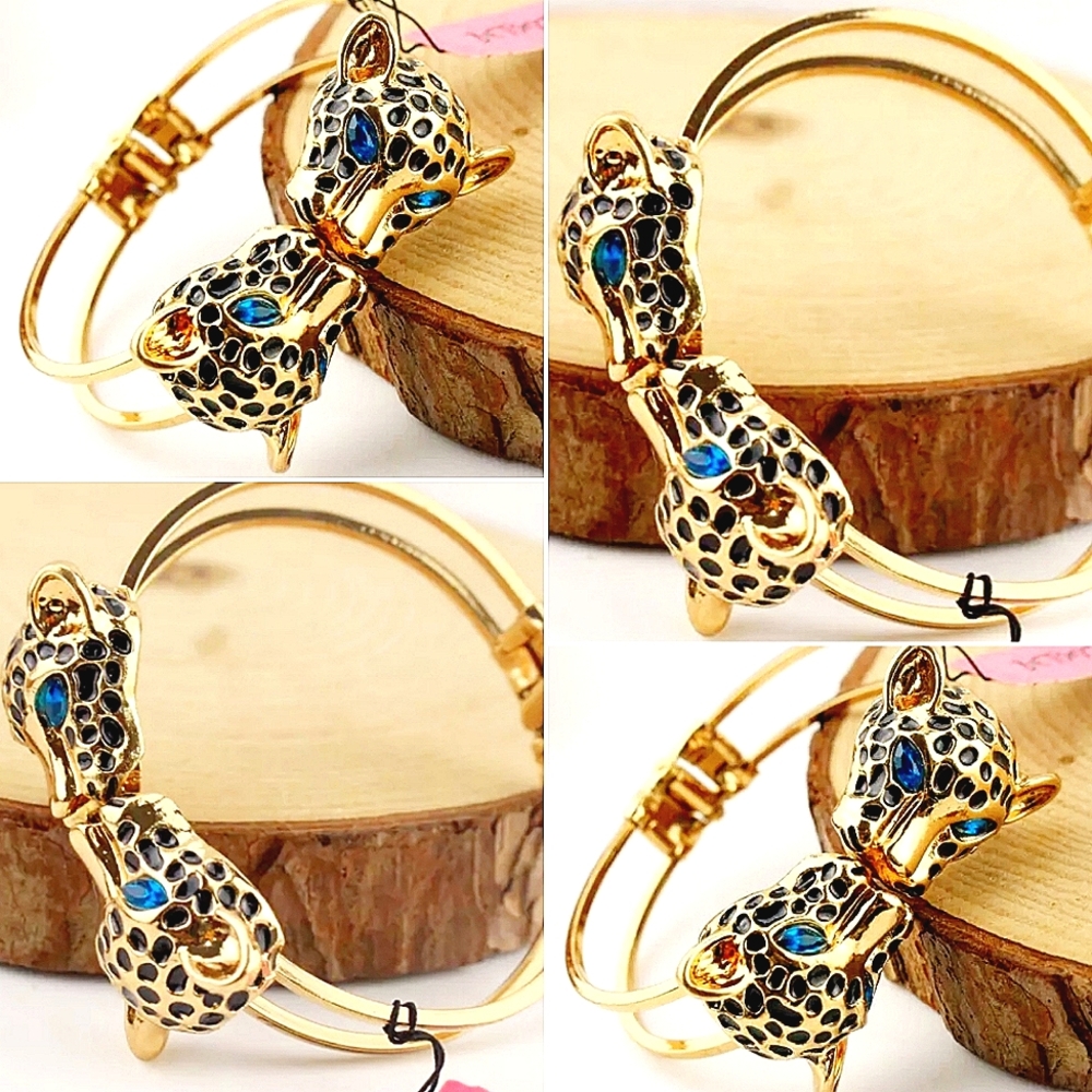 Gold blue crystal cheetah Bangle bracelet